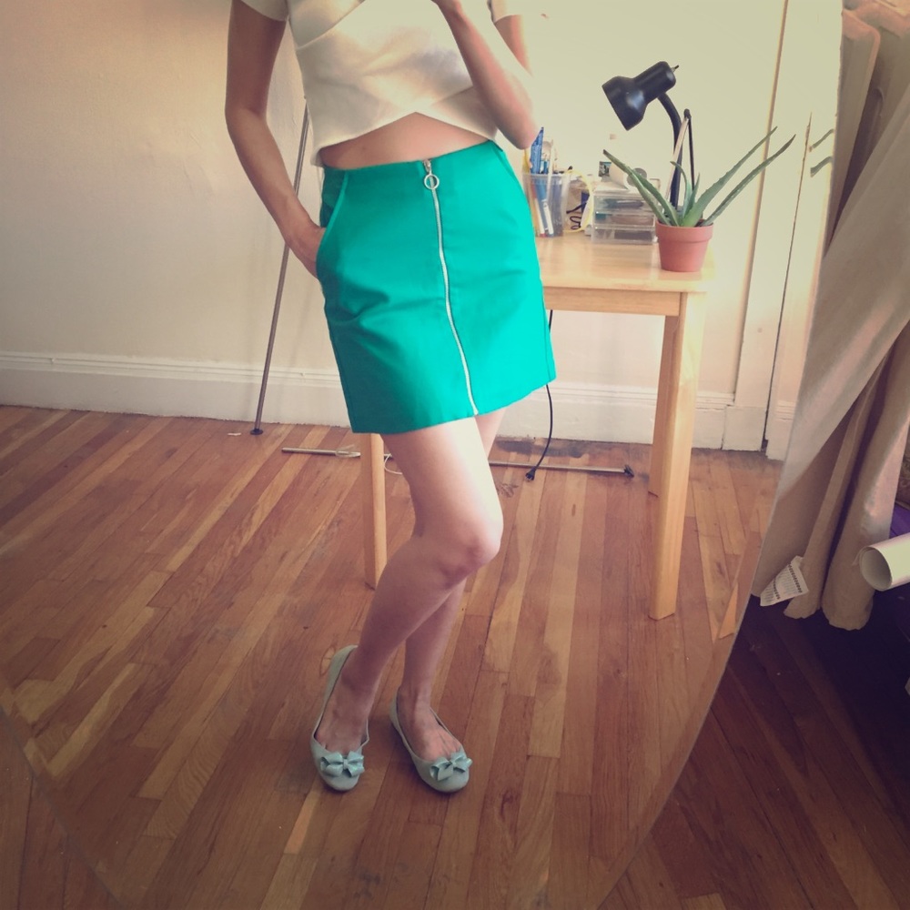 👗Zara high waist mini skirt size XS👗